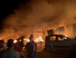 Biadab, Israel Jatuhkan Bom di Tenda Pengungsian Rafah