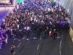 Warga Israel Demo, ini Sebabnya