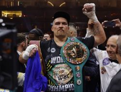 Oleksandr Usyk Sabet Undisputed Heavyweight Champion Setelah Taklukkan Tyson Fury