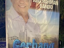 Baliho Politik: ARB Gerakan Bersama Membangun Makassar