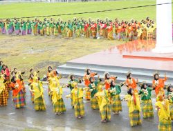 Pelajar Sinjai Dukung Pemecahan Rekor MURI di Festival Sulsel Menari