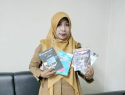 Dr Sitti Suryani, Penulis Buku Ragam Hias Budaya Makassar