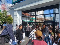 Aliansi Gerakan Mahasiswa Demo Kejati Sulsel, Sikapi Dugaan Korupsi di Pemkot Palopo