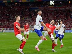 Gol Bunuh Diri Wober, Bawa Prancis Ungguli Austria 1-0