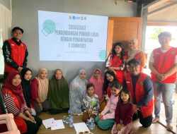 Mahasiswa KKN Tematik Unhas di Desa Tompobulu, Jeneponto, Sosialisasi Pemanfaatan E-commerce Bagi Pengembangan Produk Lokal