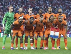 Comeback Tim Oranye Belanda Benamkan Turki 2-1