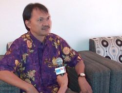 SEPUTAR BERTANYA DAN PERTANYAAN