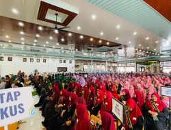Ribuan Muslimah Padati Seminar Al-Qur’an dan Tasyakuran Dirosa Angkatan VI MWD Bulukumba