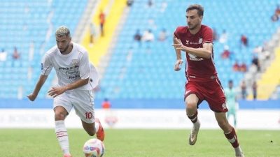 Mulai Panas, PSM Tekuk Persis Solo 3-0