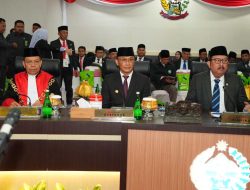 PJ Gubernur Bacakan Sambutan Mendagri di Acara Pelantikan Anggota DPRD Sulsel