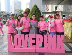 FIFGROUP Dukung Pink Walk 2024