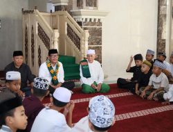 Azhar Motivasi ke Santri: Terus Berusaha Raih Cita-cita