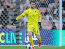 Bahrain vs Indonesia, Kiper Maarten Paes Belum Pasti Tampil