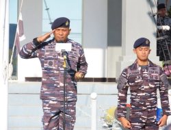 Danlanal Palu Pimpin Upacara Penerimaan Prajurit Tamtama Remaja