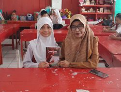 H Siti Hanidah, S.Pd, Guru yang Sabar dan Tulus, Mengajar Tanpa Lelah
