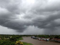 Waspada ! Peringatan Dini Cuaca di Wilayah Sulawesi