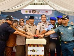 Pj Gubernur Prof Zudan Lepas Ekspor 36 Komoditas Unggulan Senilai Hampir Rp1 Triliun ke 29 Negara