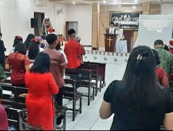 Perayaan Natal Jemaat Sekpel IX GPIB Mangngamaseang, ini Pesan Pdt. Besti Panggabean