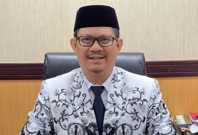 Prof Hasnawi Haris