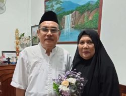Kisah Inspiratif: Prof Dr Hj Kembong Daeng: Suamiku Motivatorku