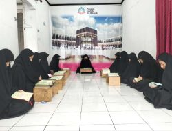 Siswi SMA IT Al-Hikmah Amanah Ummah Maros Selesaikan Tasmi’ 7 Juz