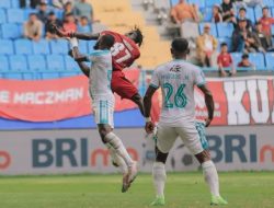 Untung Ada Balotelli, PSM vs PSBS 1-1