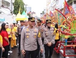 Kapolres Pelabuhan Pimpin Pengamanan Festival Cap Go Meh