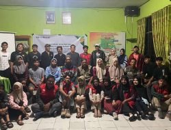 Mahasiswa KKN Unhas Posko Desa Polewali Sulap Sampah jadi Pupuk