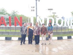 Rektor Unswa Bima Sambangi Batas Indonesia-Timor Leste