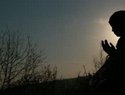 AIR MATA DI LEMBAH NURBAYA