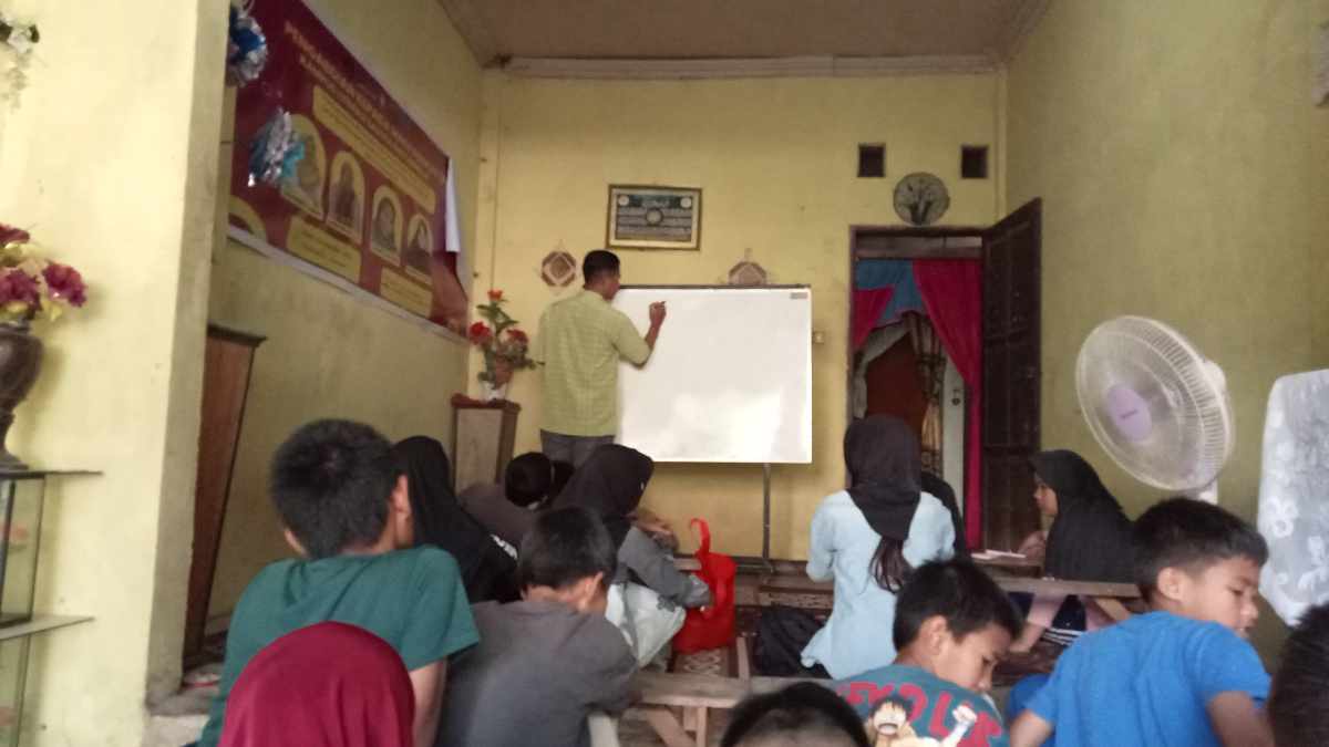 Komunitas Anak Pelangi