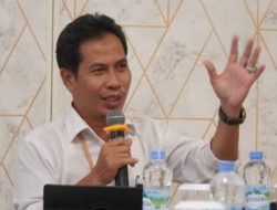 KEGELAPAN MEMBERI INSPIRASI