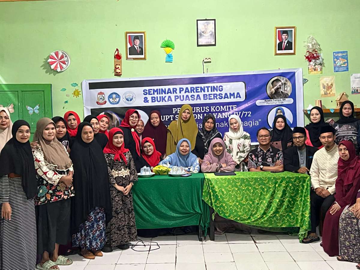Seminar Parenting dan Buka Puasa Bersama Pengurus Komite SDN Layang IV/72 bertema "Orangtua Bijak, Anak Bahagia", Senin, 17 Maret 2025.