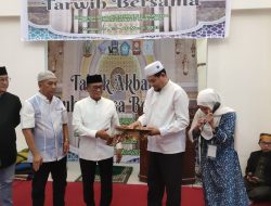 SMAN 5 Makassar Gelar Buka Puasa Bersama, Alumni Serahkan Kunci