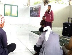 Tadarus Puisi IPMI di Masjid Kampung Amanah