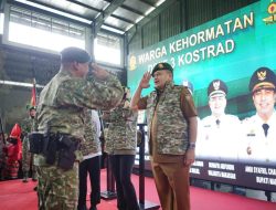 Munafri Arifuddin Dikukuhkan Sebagai Warga Kehormatan Divif 3 Kostrad