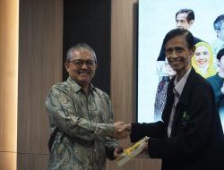 LITERASI PINTU MEMASUKI TRADISI INTELEKTUAL