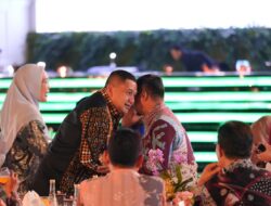 Wali Kota Makassar Bersama Ketua TP PKK Hadiri Gala Dinner APEKSI VII