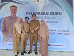 Acara Pelepasan Mutasi Guru SMA Negeri 2 Enrekang