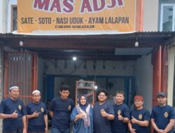 Tradisi Baca-Baca Menandai Pembukaan Warung Mas Adji di Panciro Gowa