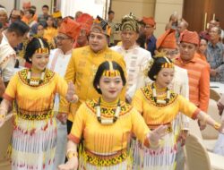 Hadiri Pelantikan PMTI, Appi Sebut Masyarakat Toraja Konsisten Jaga Identitas Budayanya