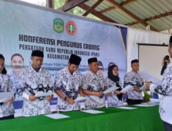 Tapril Terpilih Sebagai Ketua PGRI Cabang Towuti Lutim