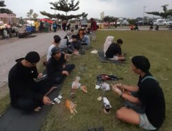 Cicilan Huruf #4: Menjala Kunang-kunang di Pasar Senja, Pare, Kediri, Jawa Timur