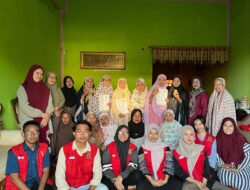Dari Limbah Jadi Cahaya, Mahasiswa Unhas Hadirkan Solusi Kreatif di Kelurahan Billokka