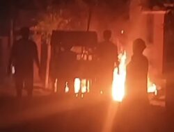 Damkar Polman Kendalikan Kebakaran Motor, Respons Hanya 3 Menit!