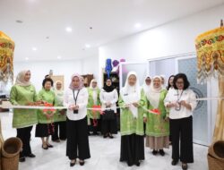 Melinda Aksa Resmikan Ruang Jahit Dekranasda