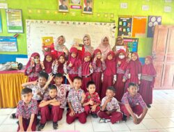 Mahasiswa KKNT Literasi Unhas Bikin Program Cerdas Mengulas Buku