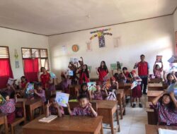 Kembangkan Literasi, Mahasiswa KKNT Unhas Gelar Program ‘Cerdas Mengulas Buku’ di Sekolah Dasar