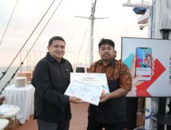 Pemkot Makassar Beri Penghargaan Kreator Nama “Makassar Super Apps”