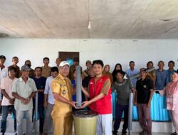 Mahasiswa KKN Unhas Perkenalkan Biopori sebagai Media Pembuatan Pupuk Kompos dari Sampah Organik Rumah Tangga